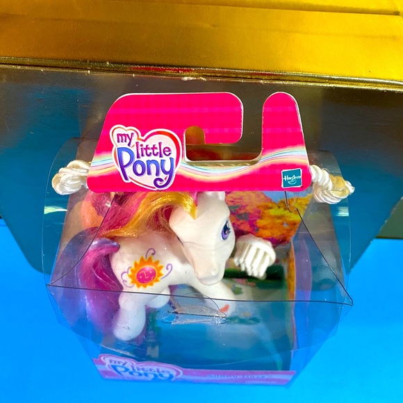 MY LITTLE PONY G3 VTG 2002 SUNNY DAZE PONY FIGURE & BRUSH ORIGINAL PACKAGE - Picture 10 of 14